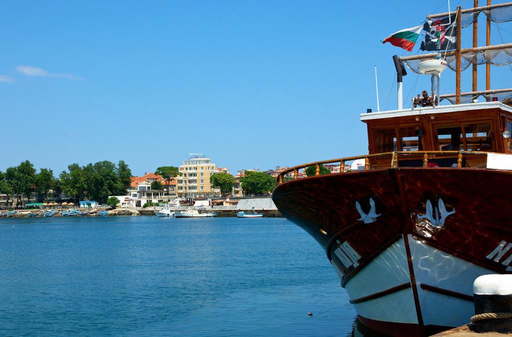 Family Hotel Paros Pomorie Cameră foto