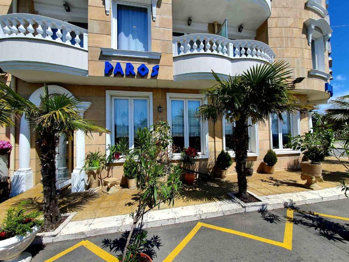 Family Hotel Paros Pomorie Exterior foto